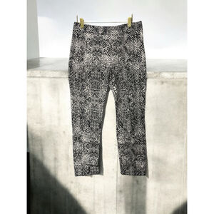 Women's Ellen Tracy Pants Size L Black & White Snake Print pull on stretchy